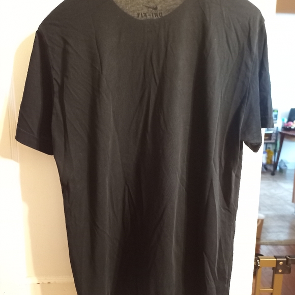 Nike lebron lion tee size med - Picture 4 of 4